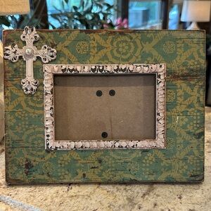 Green and Cream Picture Frame with Cross Accent Fits 4x6 Photo